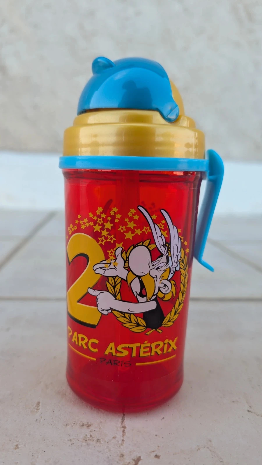 gourde a paille officielle asterix collector 20 ans du parc 2009
